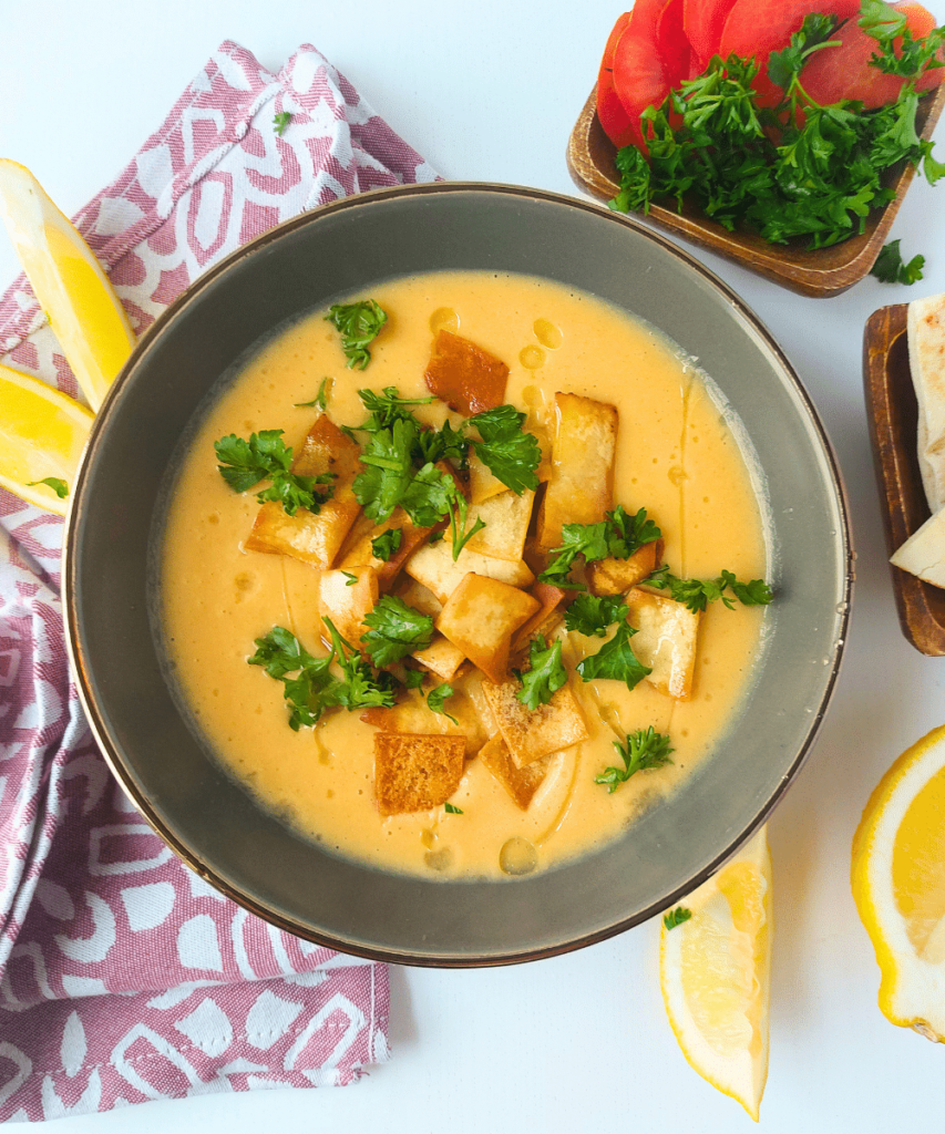 shorbet adas lebanese lentil soup top view